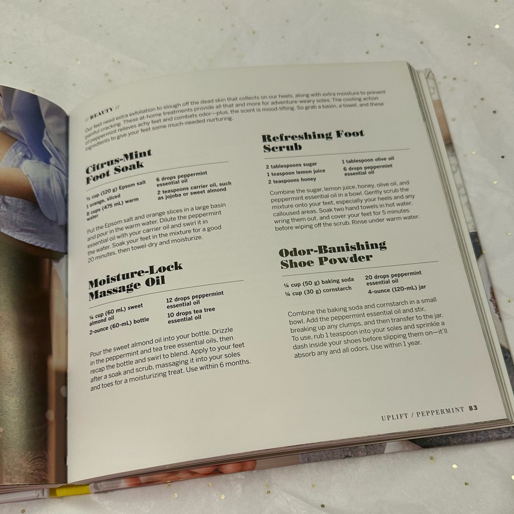 Hello Glow & Essential Glow books - Picture 5 of 5